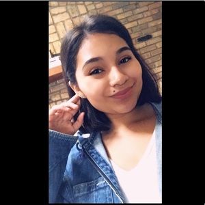 Meet your Posher, Krystal